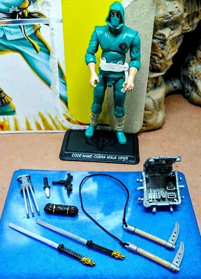 GI Joe 2008 V2 COBRA NINJA VIPER  100% COMPLETE w/ CARD BACK 3.75'' Figure