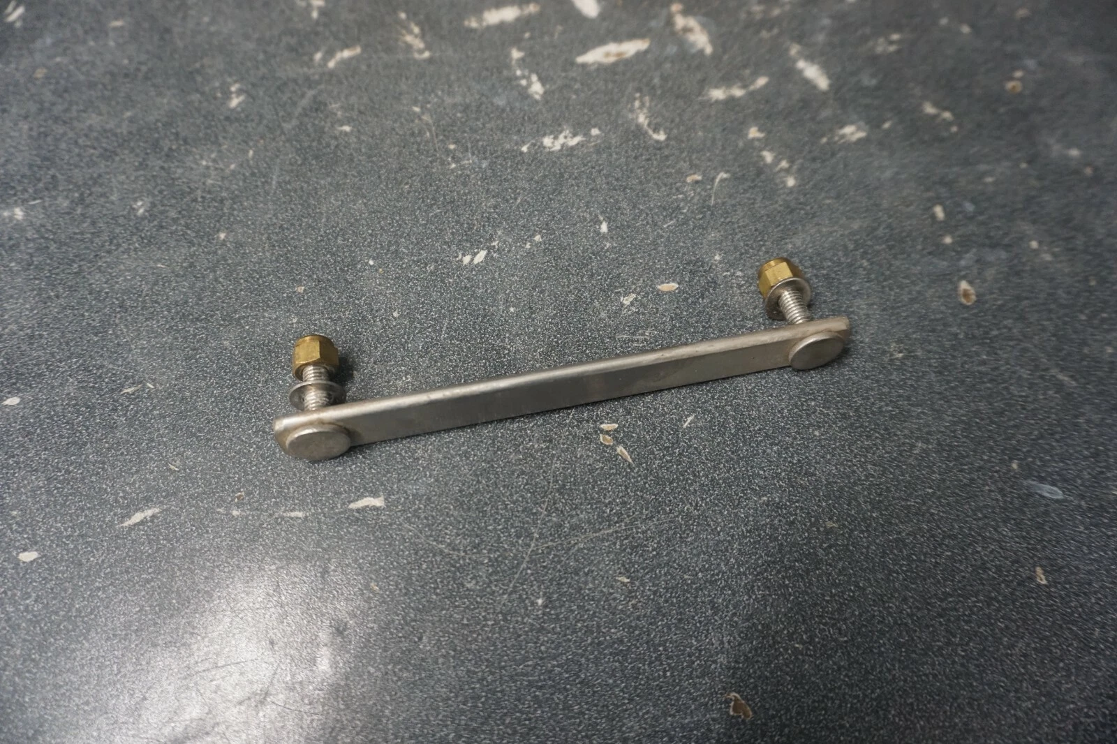 1994-1997 Yamaha OEM Front Seat Stay Bracket Freshwater WaveRaider 1100