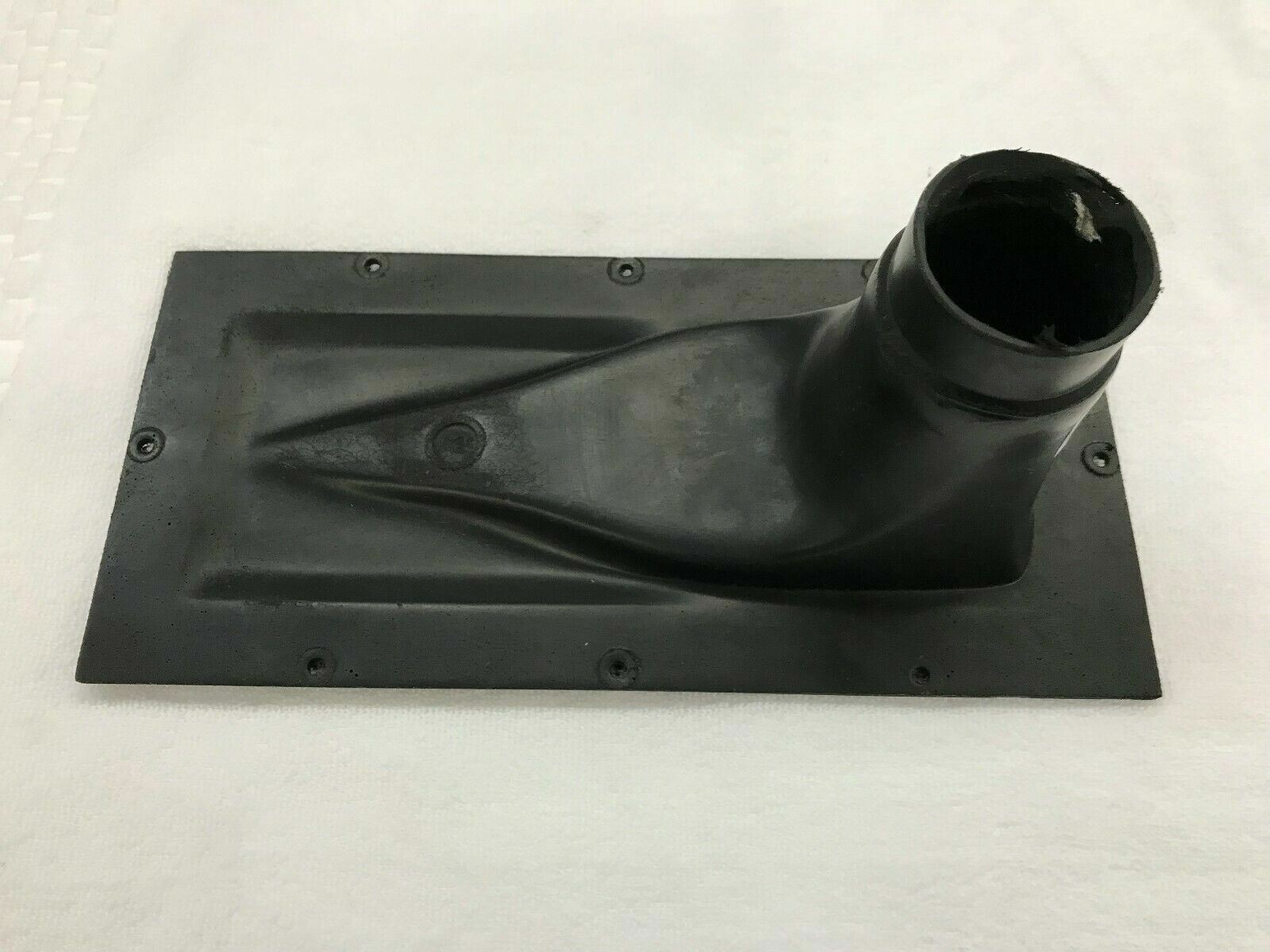 FERRARI 550 UNDER FLOOR AIR INLET INTAKE OEM 65895400