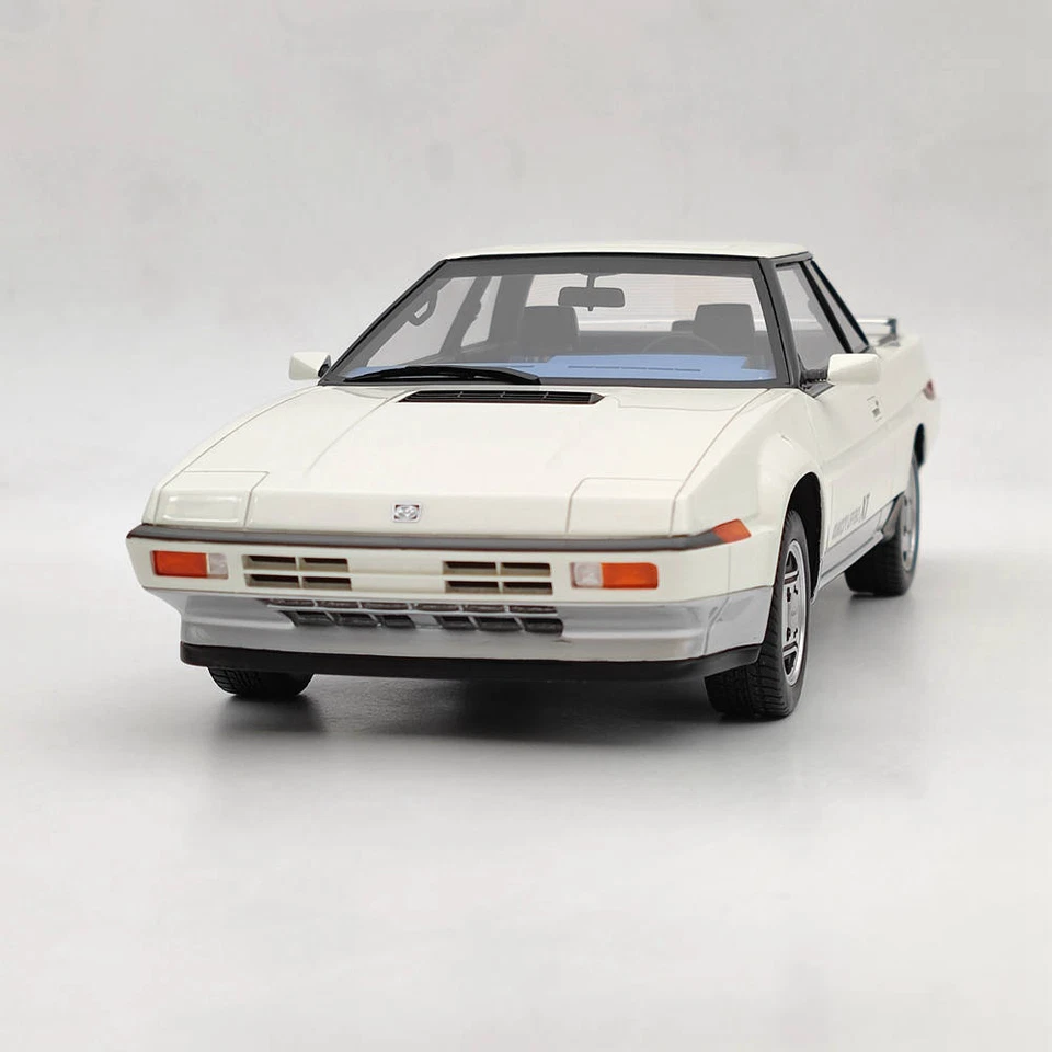 DNA Collectibles 1/18 Subaru XT Turbo 4WD 1985 DNA000082 Resin Model Car White - Image 4 of 4