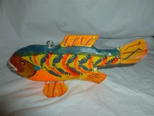 Vintage 8-3/4 Inch Wood Folk Art Leonard Colorful Ice Spearing Decoy  Lot 9-362