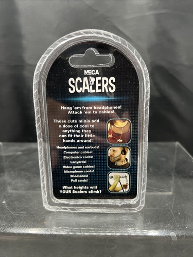 Neca Scalers - Teenage Mutant Ninja Turtles - 2” Raphael - Picture 4 of 6