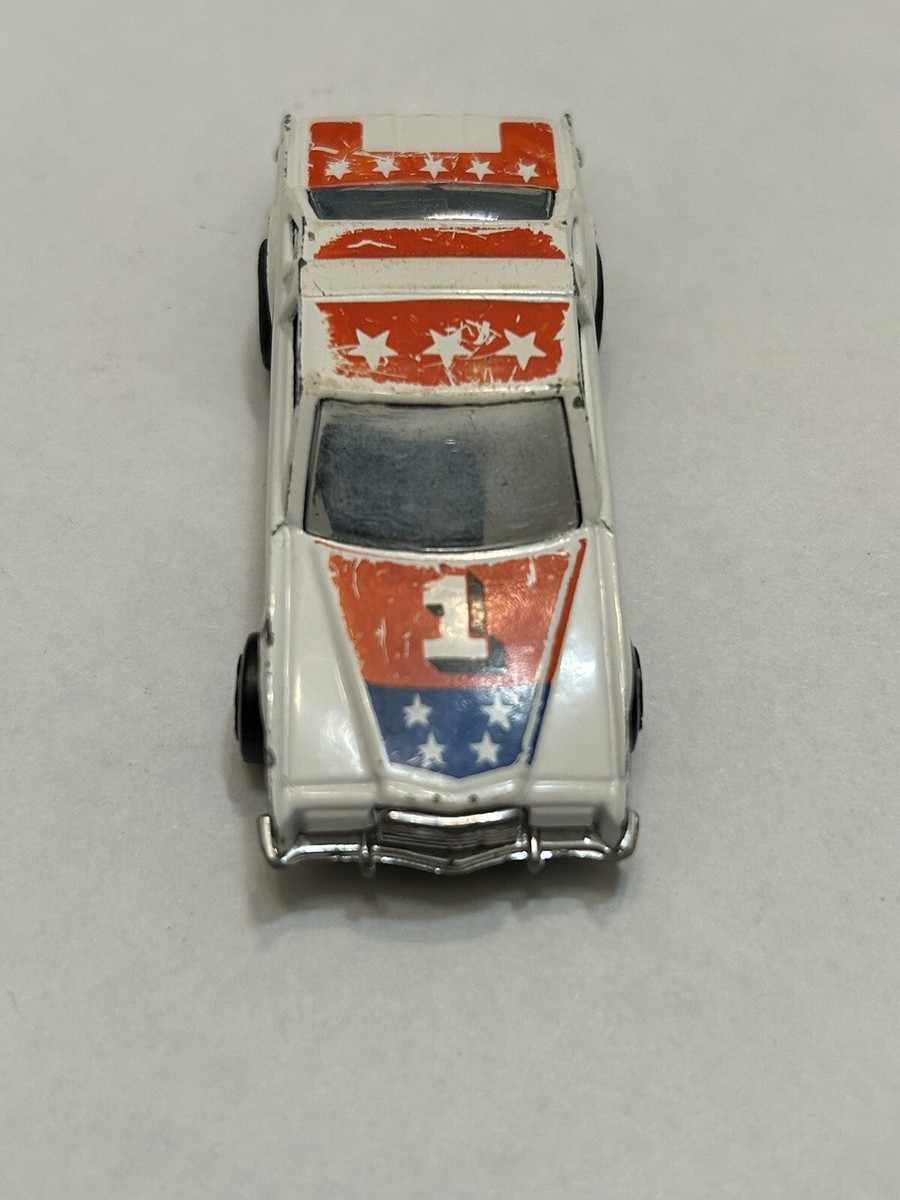 ホットウィール　超激レア Scorchers White Thunder 1978 Hot Wheels Scorchers White Thunder #1 Blackwall Goodyear Red