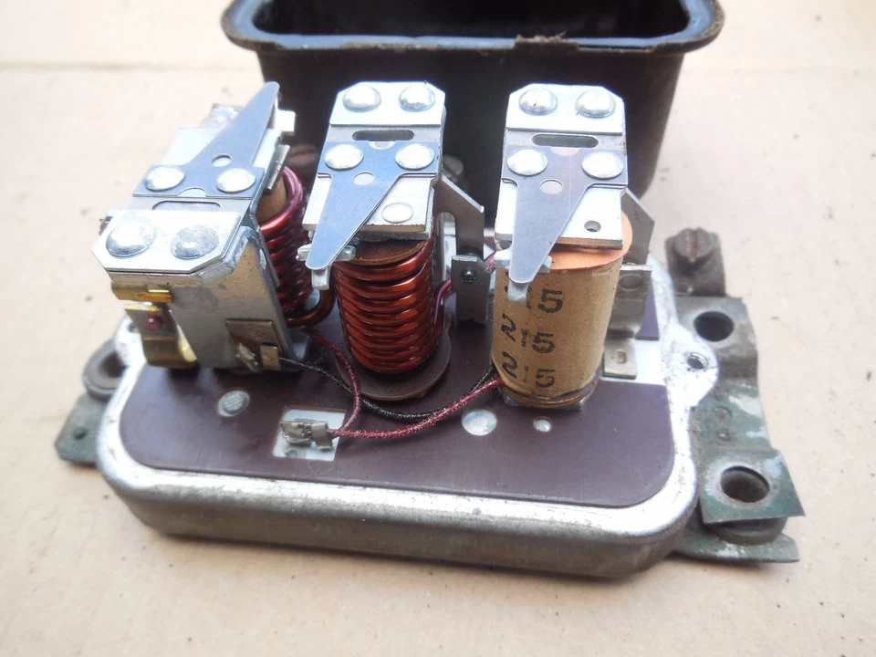 Porsche 356 Pre A Voltage Regulator - Image 2 of 4