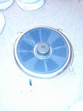 TL        2003 center rear Speaker 258625