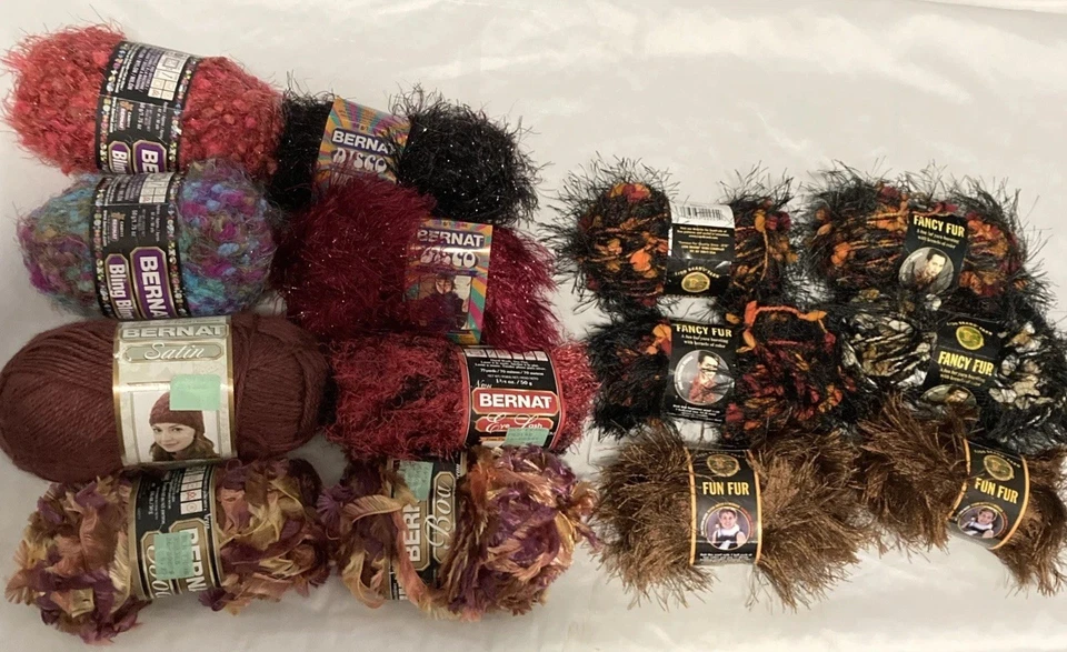 LOTE De Colección De 14 HILOS BERNAT (8) Y PIELES ELEGANTES Y DIVERTIDAS Por HILO MARCA LEÓN (6) Foto 2 de 4