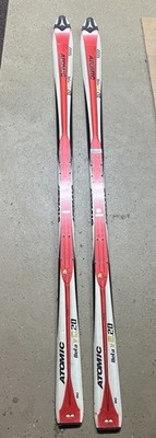 Atomic Beta-v8.20 190 cm downhill skis with no bindings- VGUC!!!!