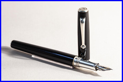 vintage MONTEGRAPPA cartridge fountain pen in black & 925 silver with FINE 750 nib