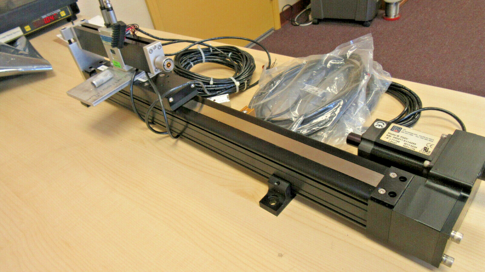 DANAHER MOTION IDC ELECTRIC CYLINDER MODEL R2ATV515B12MS5E eBay