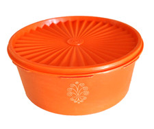 VTG Tupperware Canister Orange 1204-14 Servalier 8" W x 3.5" T +Lid MCM USA