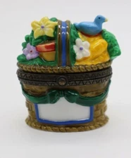 VTG Midwest of Cannon Falls garden basket trinket box w/shovel - Perjinkities 