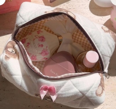 Aesthetic Quilted Teddy Bär Kosmetiktasche & Organizer   ''Cozy Things''...