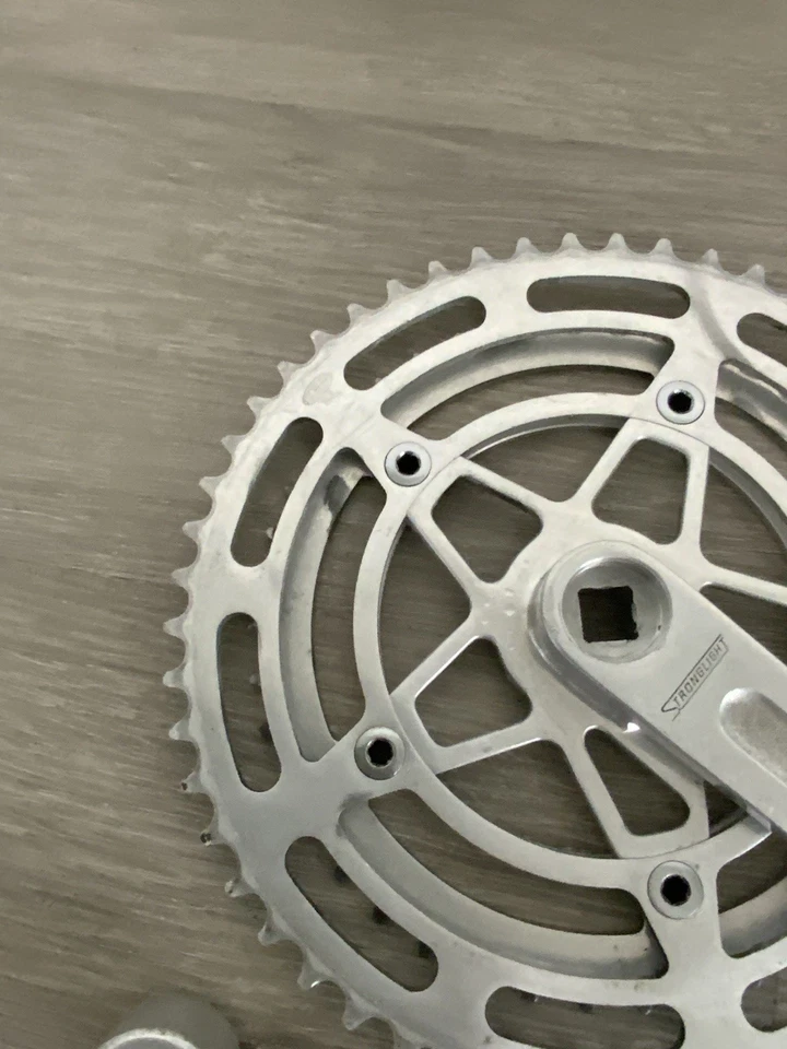 JUEGO DE BIELAS STRONGLIGHT DOBLE 45-52 DIENTES 170 MM LONGITUD BRAZO PEDAL FRANCÉS ROSCAS Foto 2 de 4