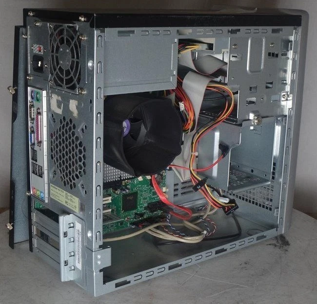 EMachines T5224 Tower Intel Pentium D 2.8GHz 2GB SEE NOTES - Image 4 of 4