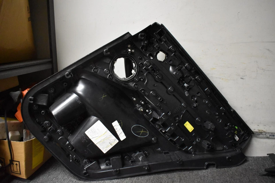 ЛЕВАЯ ВНУТРЕННЯЯ ДВЕРЬ BMW X3 ОТ ОРИГИНАЛЬНОГО ПРОИЗВОДИТЕЛЯ - Изображение 4 из 4