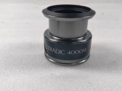 STRADIC 15ストラディック４０００HGM-K Free Shipping Shimano 15 STRADIC 4000HGM-K [Genuine spool