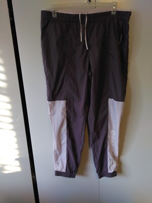 Reebok Track Pants Size XL Purple  Loose Fit Cuff  Tapered Nylon  Windbreaker