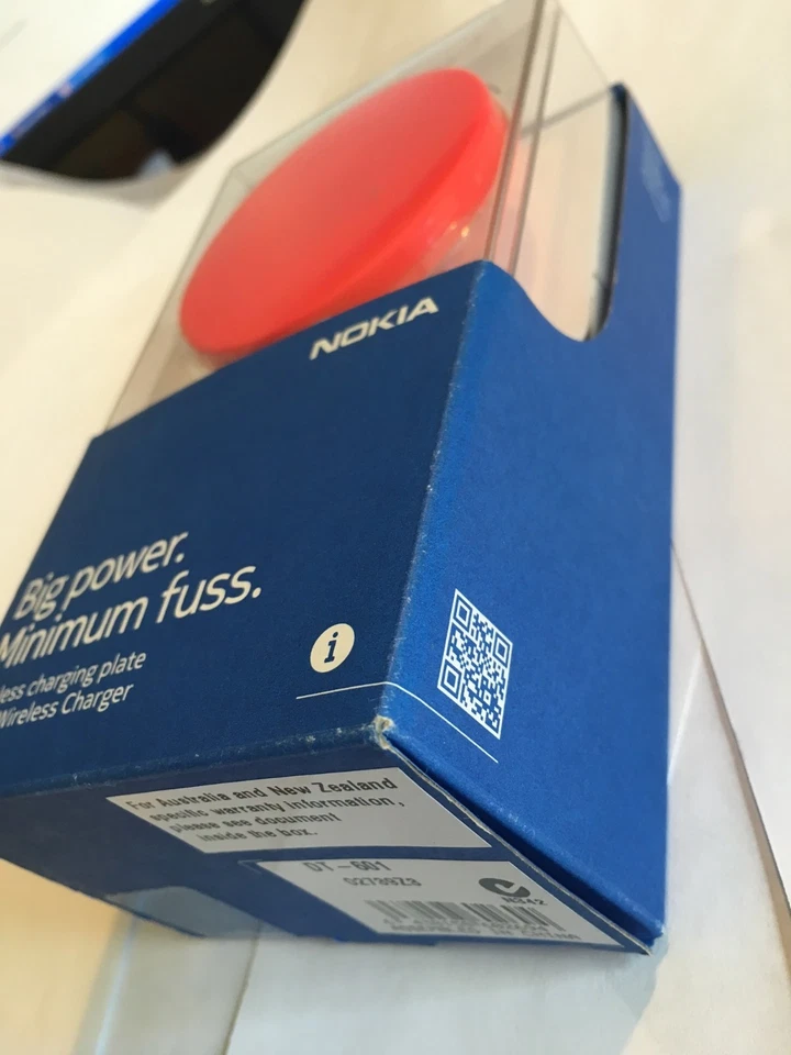 Nokia DT-601 Universal Qi Wireless Charging Plate - Red for Nokia Lumia 820 BNIB - image 3 of 4