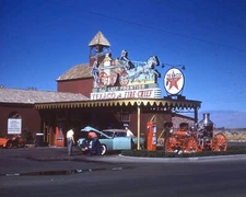 1940s  Style  LAS VEGAS Texaco Gas Station @ Last Frontier Hotel  PHOTO  (192-Z)