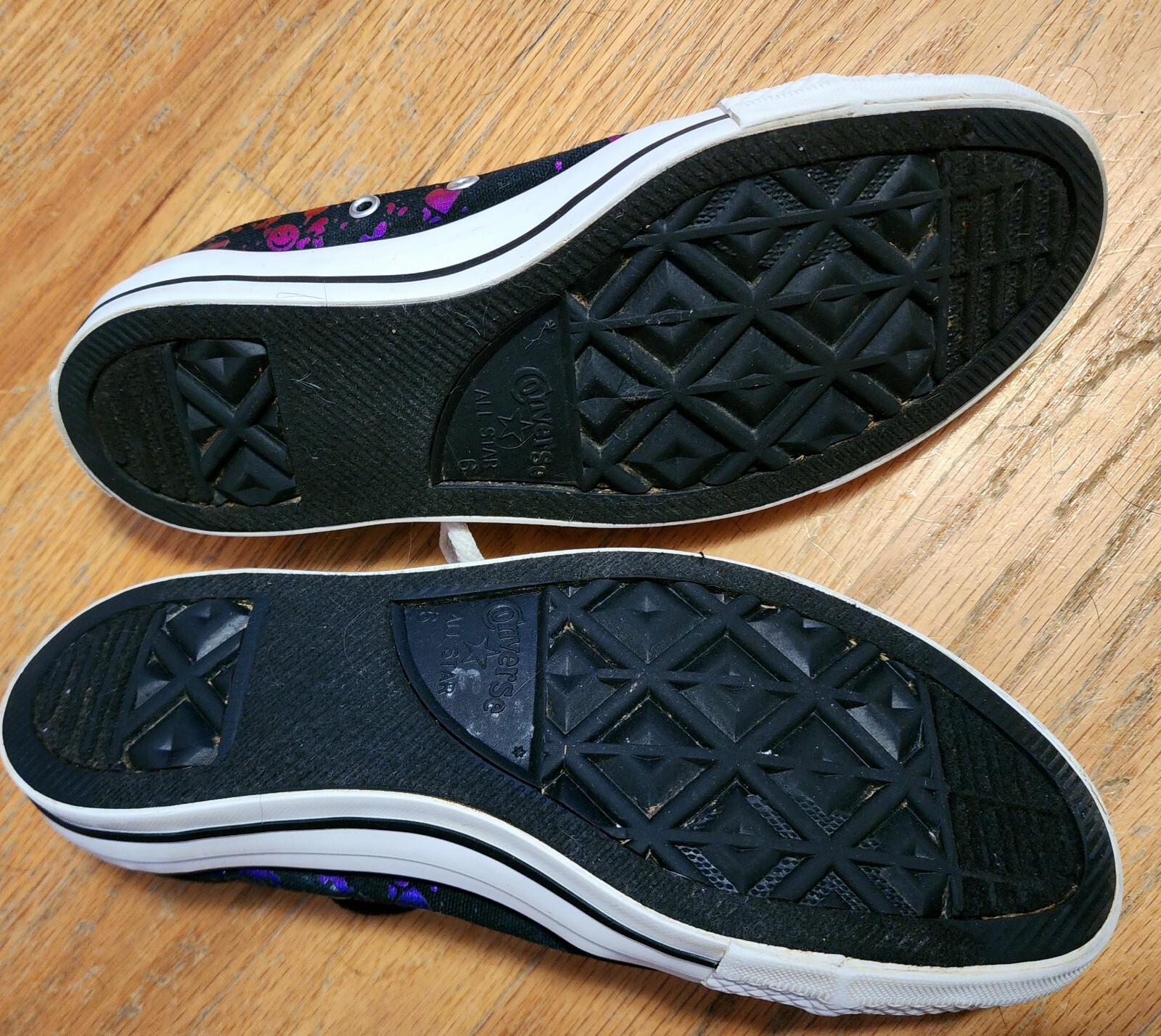 Alien converse - image 3