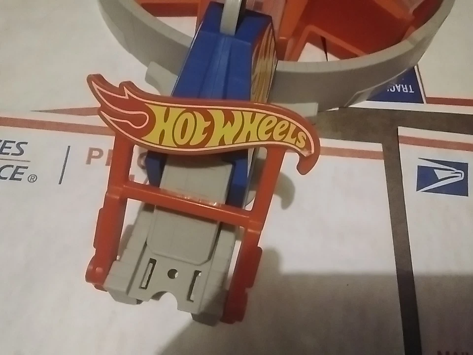 Hot Wheels Car Spinner Replacement Part CCH19 Preowned Vg Condition - Image 3 of 3