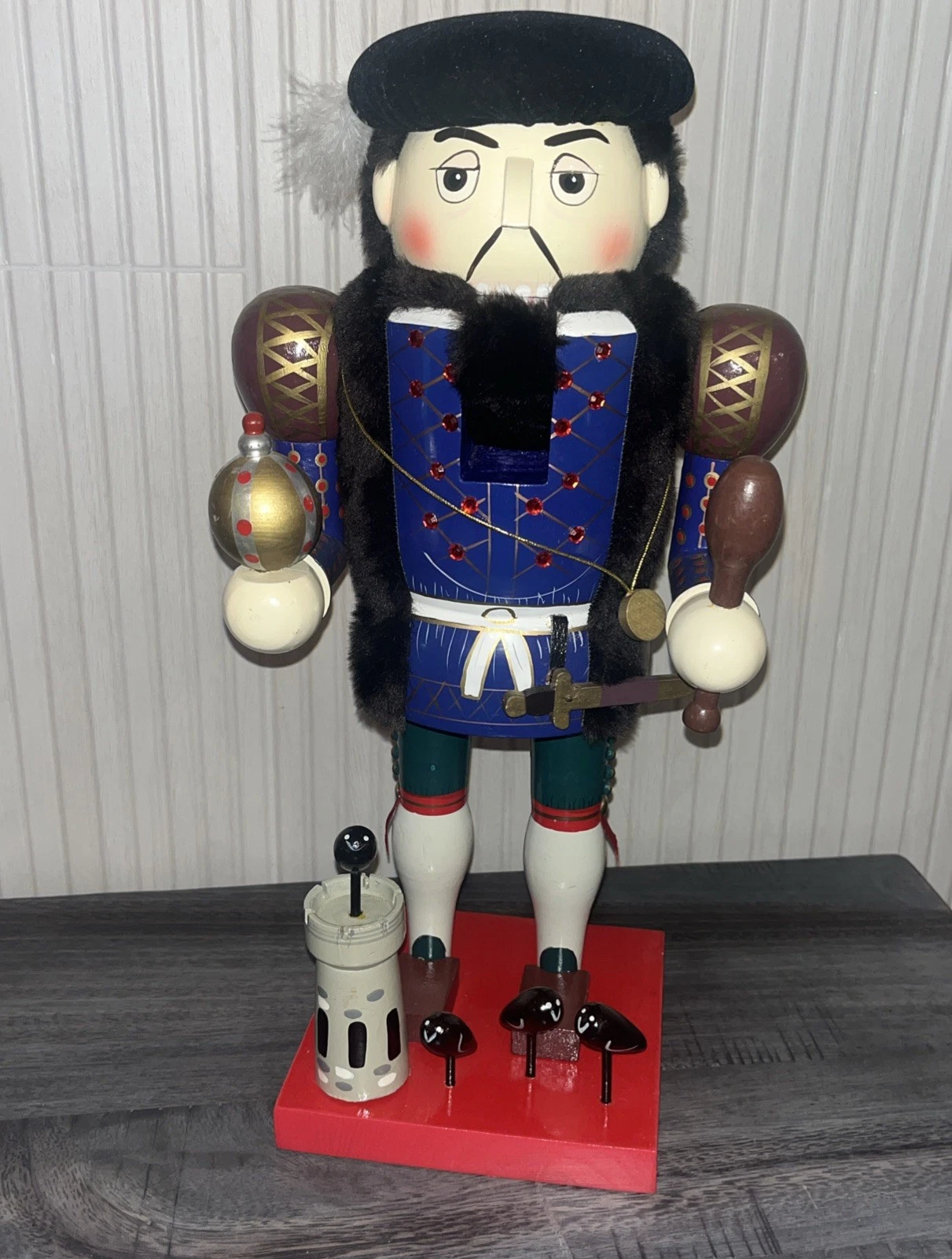 Vintage Bombay Company Large Henry VIII, Wooden Nutcracker 16” Henry The 8th
Opens in a new window o