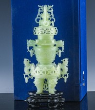 VERY FINE CHINESE CARVED GREEN DRAGON RING HANDLED CENSER VASE STAND & SILK BOX