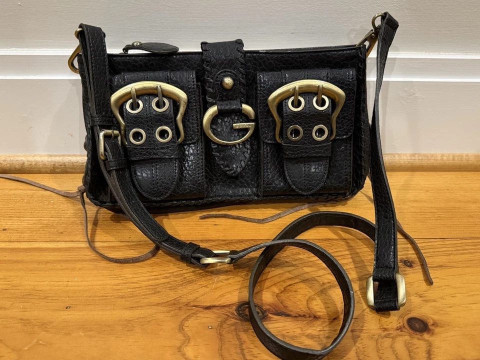 Cartera Grunge De Colección Y2K Años 2000 Guess Hombro Bandolera Gruesa Hebilla Cuero Negro Foto 3 de 4