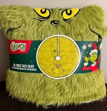 Dr. Seuss The Grinch Who Stole Christmas Furry Tree Skirt 48