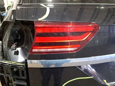 Lh Driver Side 2020 Atlascs Trunklid Mounted Tail Lamp Sku#4428738