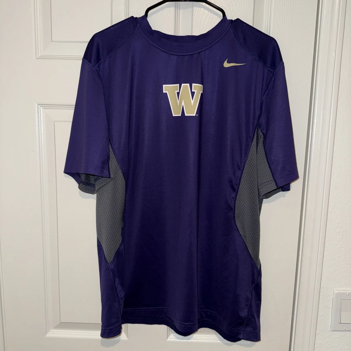 Nike Washington Huskies NCAA Shirts for sale | eBay