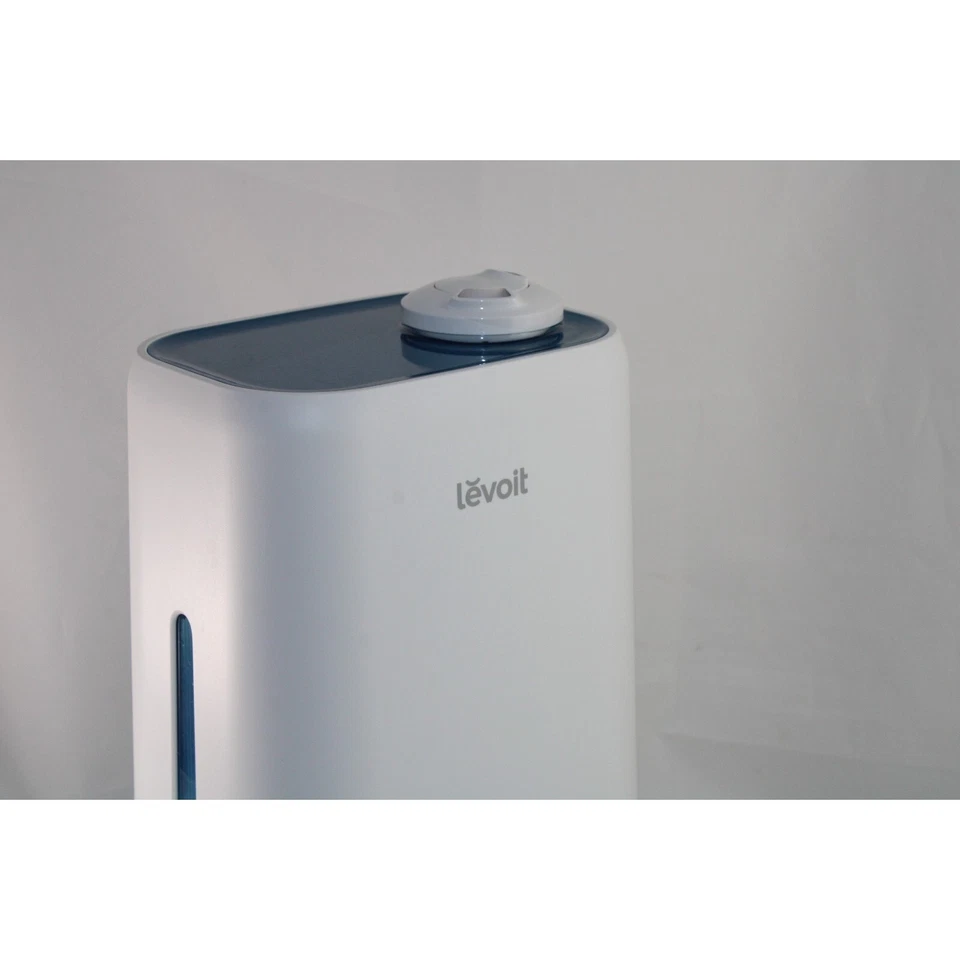 LEVOIT Classic 200 4L Ultrasonic Cool Mist Humidifier White Coverage 376 sq. ft. - Image 3 of 4