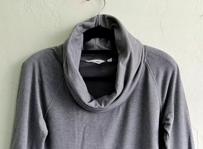 athleta cowl neck lightweight active top hilo sweatshirt