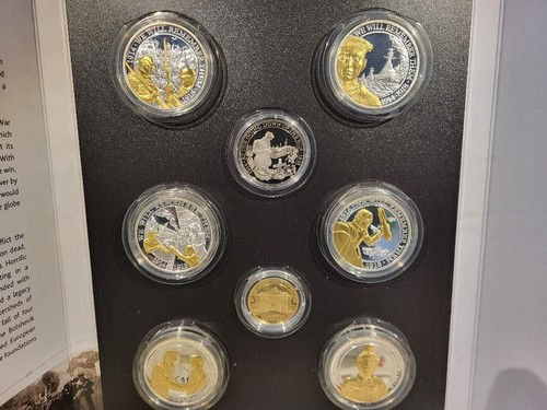 (L1024) Complete " We Will Remember Them " coin set with 9ct Gold Coin - Picture 5 of 6