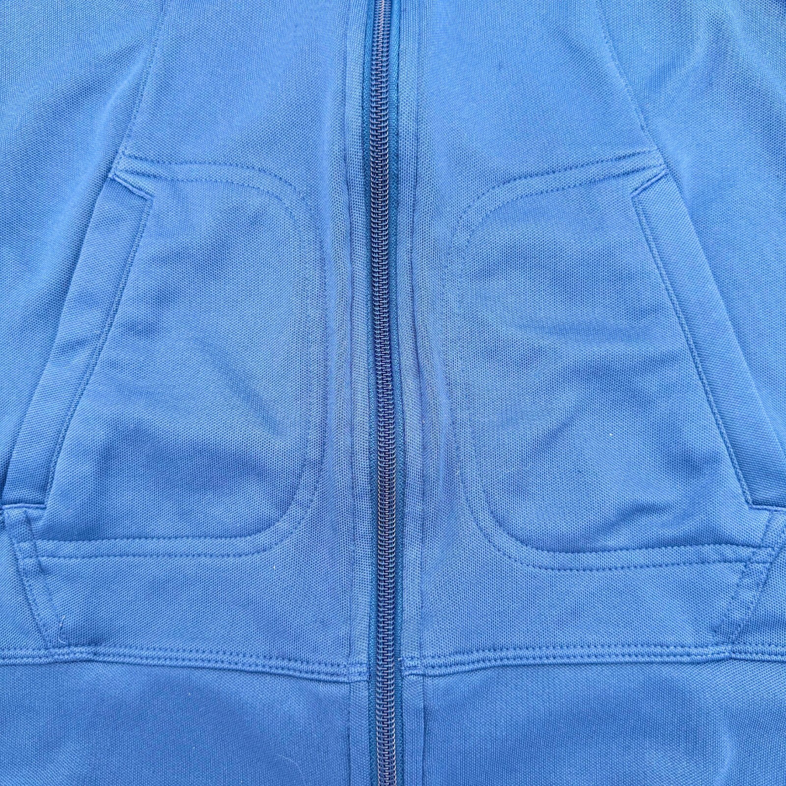 Picture 5 of 6