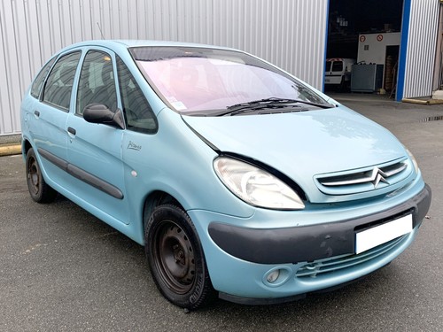 Calandra Knb Azul Iniciación Citroën Xsara Picasso 2.0 HDI 90/9632099177 - Imagen 8 de 9