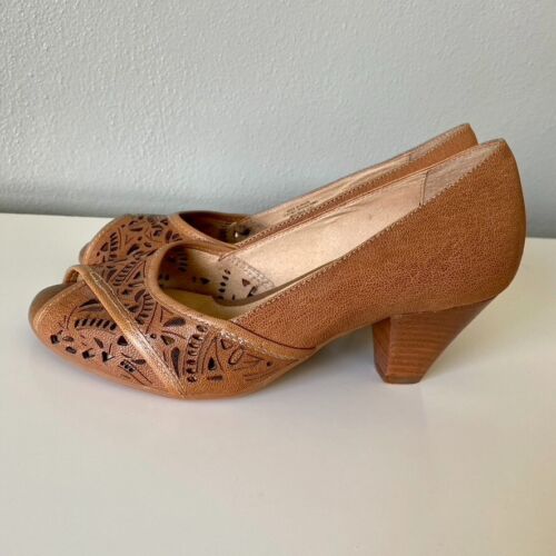 Zapatos de salón Nurture Angie para mujer 6M bronceado corte láser punta abierta boho campesino acolchado - Imagen 6 de 12