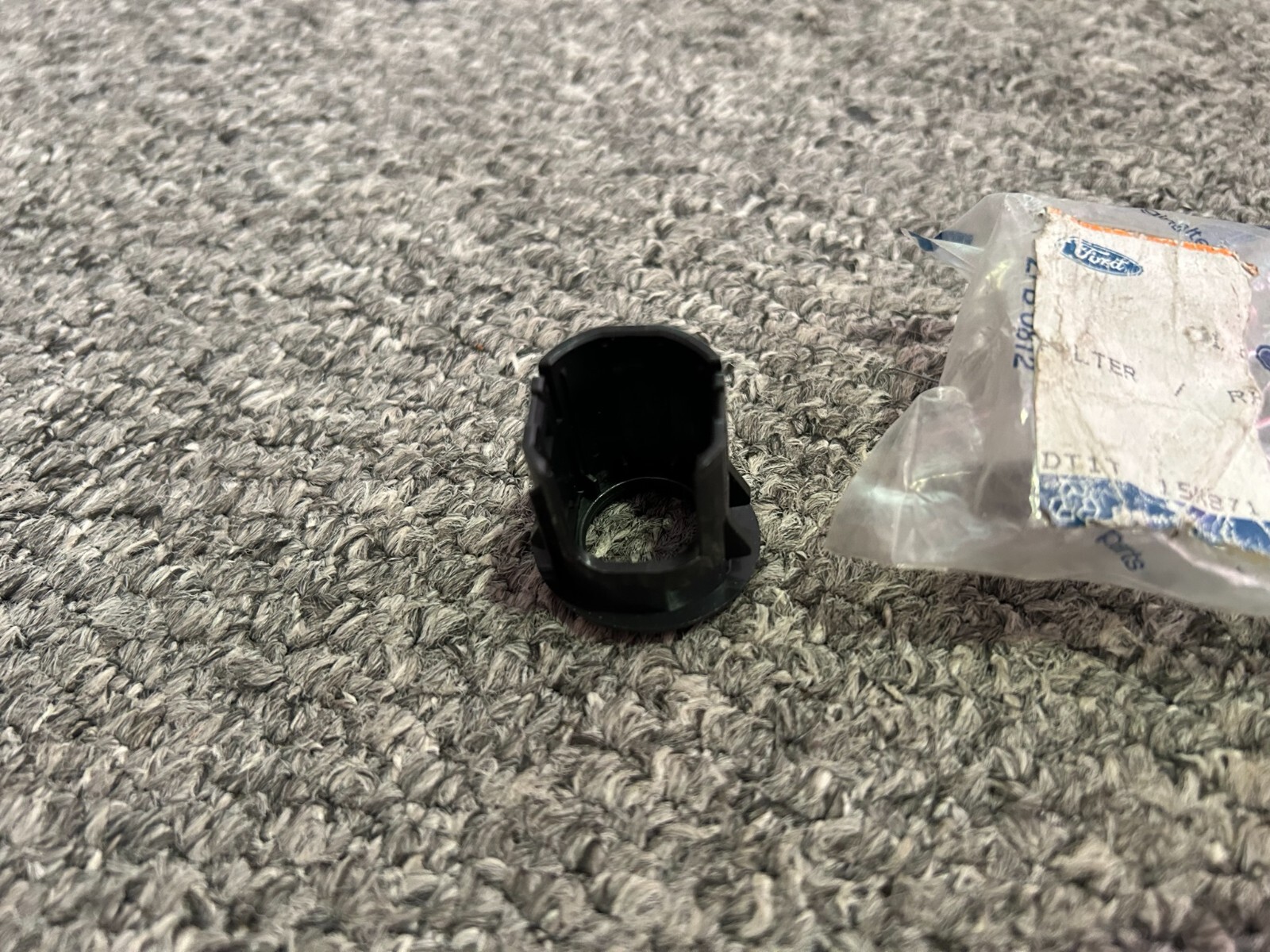 Genuine Ford Connect Front N/s Bumper Outer Parking Sensor  