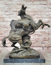 Barye's Faune Hommage Lion Attaque D'Un Cheval Signée Figurine Bronze Décoratif