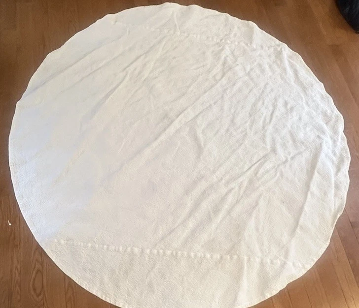 "Mantel Matelasse redondo 72"" D que con diseño geométrico fino" Foto 2 de 4