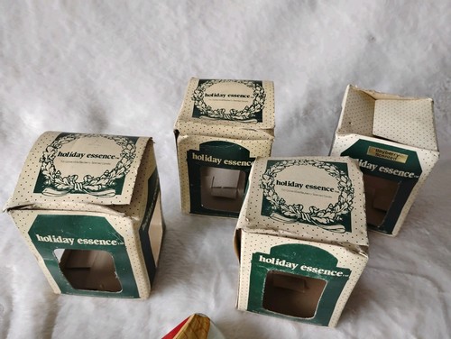 Holiday Essence Collectible Tin with Delightfully Scented Candle, 4 Candles - Picture 5 of 14