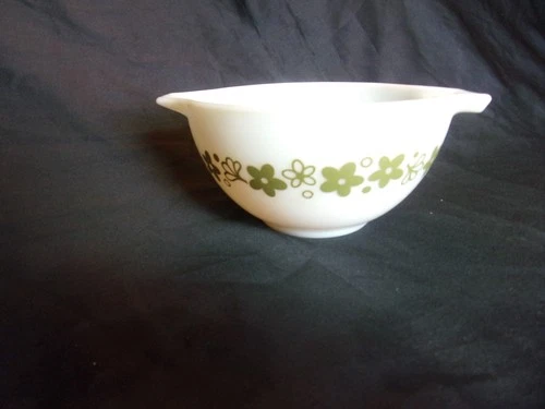 Vintage Pyrex Nesting Bowl Crazy Daisy Green & White # 441