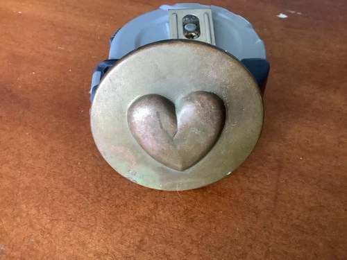 CIVIL WAR CAVALRY ROUND BRASS HEART HORSE BRIDLE ROSETTE