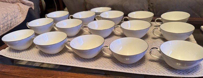 Set Of 16 Wentworth China Eterna Shape Silver Wheat #7514 Flat Cup