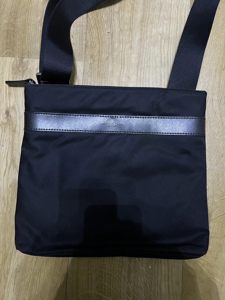 sacoche homme bandouliere michael kors - Photo 1/4