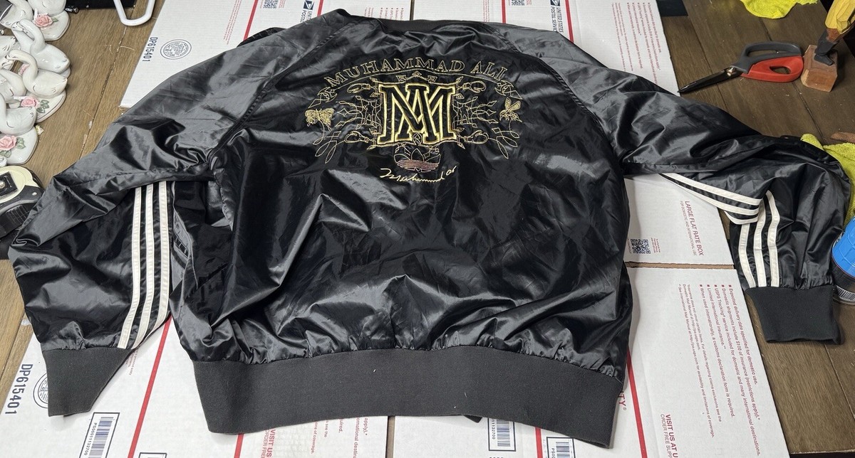 adidas ベルベット ジャケット M Adidas Originals + Muhammad Ali light bomber satin jacket