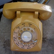 Vintage ITT Mustard Yellow Rotary Telephone S-C 500D Dec 1971