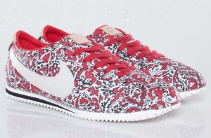 nike cortez liberty