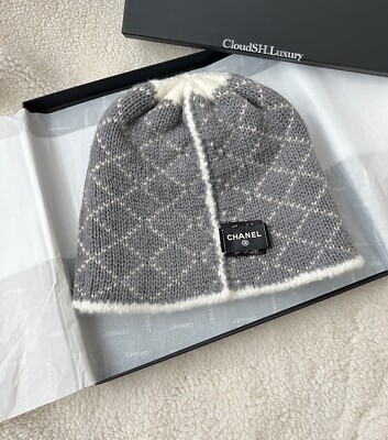 Auth BN Chanel Classic CC Logo White Wool Knit Beanie | eBay