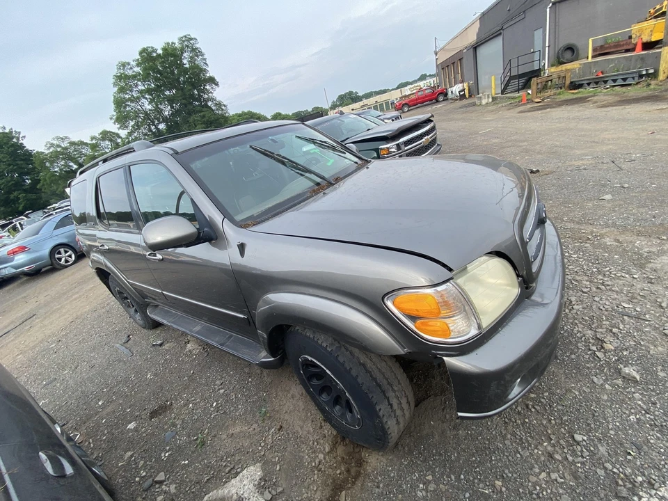 Conjunto de filtro de aire usado se adapta a: Toyota Sequoia 2003 8 cilindros grado C Foto 4 de 4